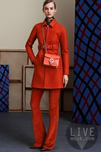 07-05-pre-fall-2015-trends-suit-gucci
