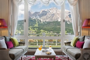 意大利科尔蒂纳丹佩佐克里斯塔洛豪华精选水疗度假酒店-白云石山脉景观