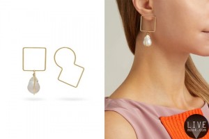 ROKSANDA Mismatched pearl-embellished earrings
