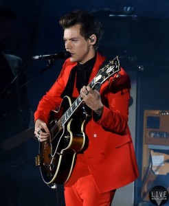 Harry-Styles-Performs-Onstage-At-CBS-RADIO-s-We-Can-Survive-2017-At-The-Hollywood-Bowl-On-October-21-2017-In-Los-Angeles-Cali