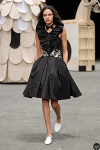 00028-chanel-spring-2023-couture-gorunway-scaled.webp
