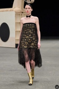 00032-chanel-spring-2023-couture-gorunway-scaled.webp