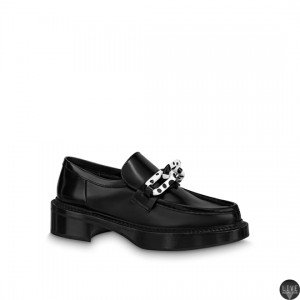 Louis_Vuitton_x_Yayoi_Kusama_Academy_loafer_2cm_in_glazed_calf_leather.webp