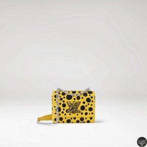 Louis_Vuitton_x_Yayoi_Kusama_Twist_PM_in_yellow_Epi_leather_with_Infinity_Dots_print_and_enameled_lock.webp